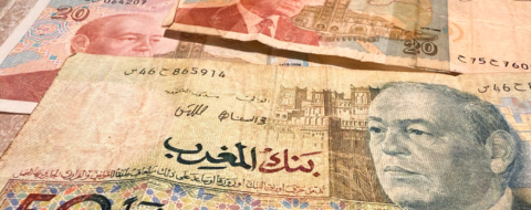 Les billets de banque de 20 et 50 dirhams bientôt retirés de la circulation.