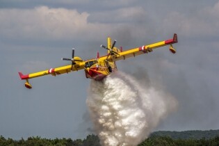 Un Canadair des FRA. Crédit: DR