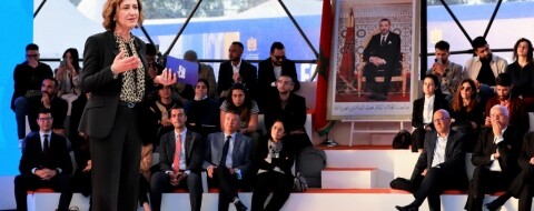 La ministre du Tourisme, de l'Artisanat et de l'Économie sociale et solidaire, Fatim-Zahra Ammor, lors du lancement effectif du programme gouvernemental Forsa, en avril 2022. Crédit : MAP