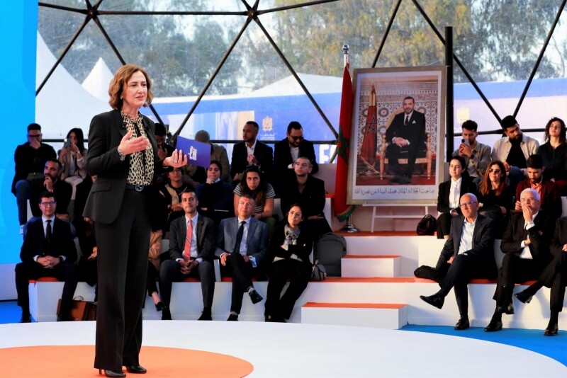 La ministre du Tourisme, de l'Artisanat et de l'Économie sociale et solidaire, Fatim-Zahra Ammor, lors du lancement effectif du programme gouvernemental Forsa, en avril 2022. Crédit : MAP