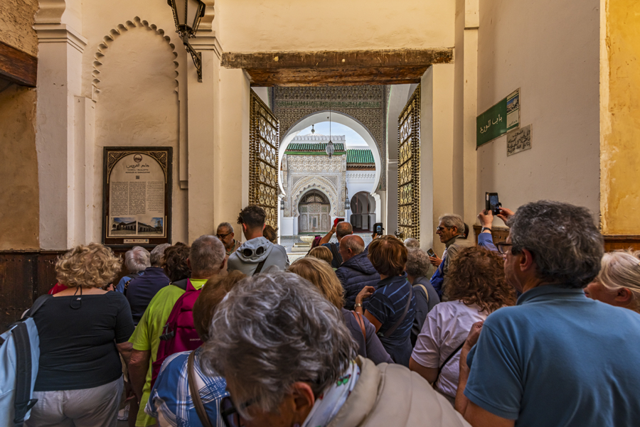 Les touristes à Fès. Crédit: Oussama Rhaleb / Le Desk