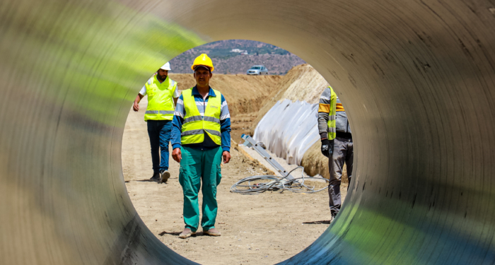 Le chantier des travaux d'interconnexion entre les barrages Oued El Makhazine et Dar Khrofa, en 2024.