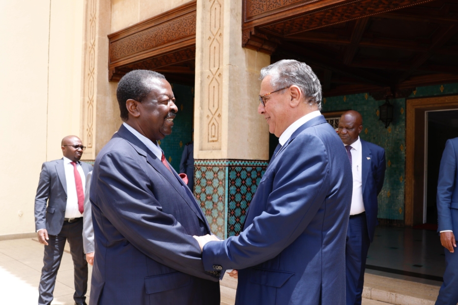 le Premier ministre et ministre des Affaires étrangères