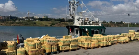 Drogue saisie par le Service maritime de la Guardia civile dans le détroit. Crédit : Guardia Civil