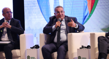 Imad Barrakad, DG de la SMIt lors de la conférence internationale sur l’écotourisme et l’investissement durable organisée à Ifrane. Crédit : MAP