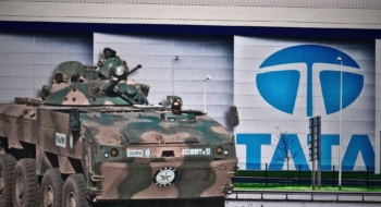 Le blindé Kestrel WhAp 8x8 produit dans l’usine Tata Advanced Systems Maroc (TASM), à Berrechid.