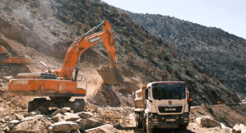 Des travaux routiers dans le Haut Atlas.
