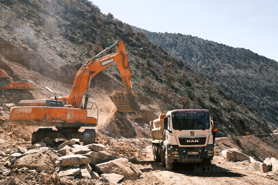 Des travaux routiers dans le Haut Atlas.