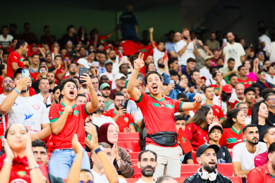 Des supporters au Stade Moulay Abdellah à Rabat. Crédit : MAP