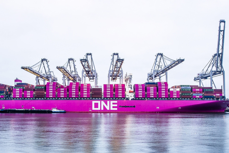 Un porte-containers de la compagnie maritime japonaise Ocean Network Express (ONE).