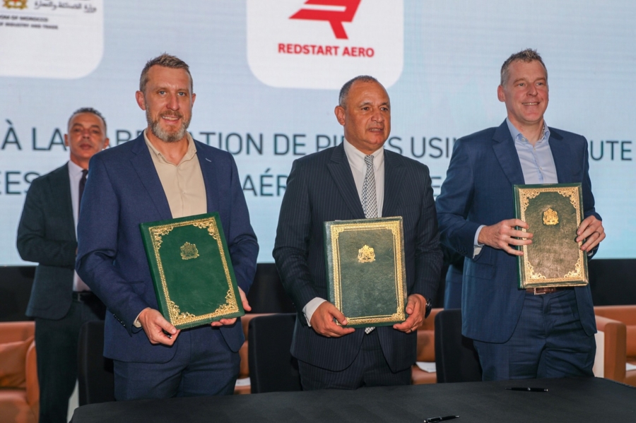 Cérémonie de signature de protocoles d'accords entre le ministère de l'Industrie et le groupe américain Collins Aerospace en marge de la huitième édition du salon Aerospace Meetings Casablanca, le 30 septembre 2025. Crédit : Le Desk