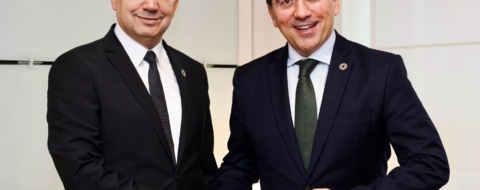 Nasser Bourita, ministre des Affaires étrangères, et son homologue espagnol José Manuel Albares, à Paris, le 22 octobre 2025, lors de la 4e Conférence ministérielle des diplomaties féministes.