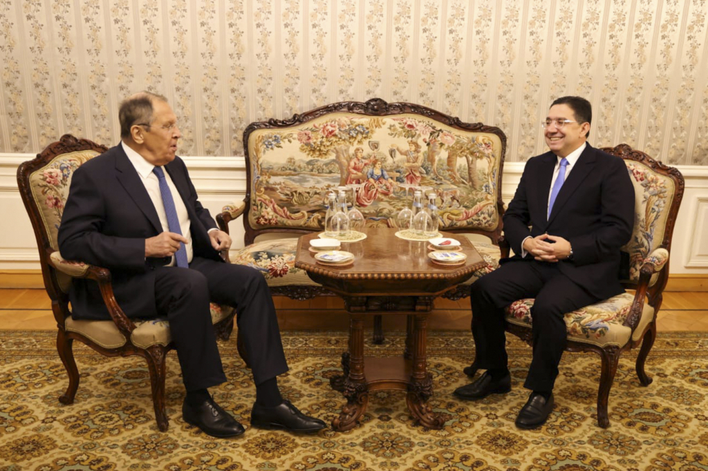 Lors de la rencontre entre Nasser Bourita, ministre des Affaires étrangères, et son homologue russe Serguei Lavrov, le 16 octobre 2025 à Moscou.