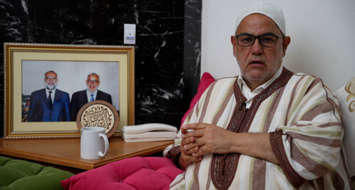 secrétaire général du PJD, Abdelilah Benkirane exhortant dans les mêmes termes les manifestants du mouvement Gen2212 de mettre un terme à leurs manifestations dans l'intérêt de la Nation