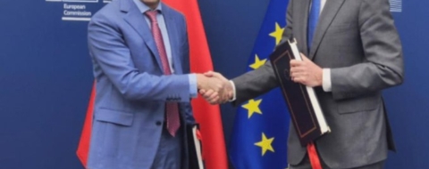 Ahmed Chami à la signature le 3 octobre de l’accord agricole amendé Maroc-UE. Crédit : DR
