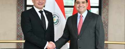 Entretien à Rabat, entre Nasser Bourita et son homologue paraguayen, M. Rubén Ramírez Lezcano. Crédit : MarocDiplomatie