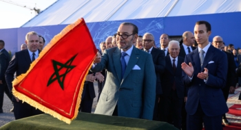 Mohammed VI lançant les travaux du nouveau Complexe industrielle de Safran à Noauceur ce 13 octobre. Crédit : MAP