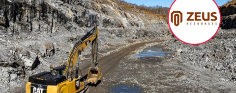 Un engin de mine de la compagnie australienne Zeus Resources (image d'illustration). Montage : Le Desk