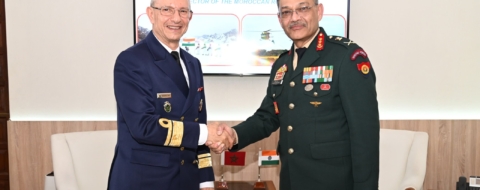 le contre-amiral Mohamed Tahin, inspecteur de la Marine royale