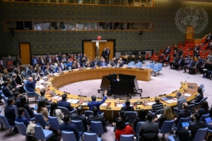 Le Conseil de sécurité a adopté la résolution 2797 (2025) prolongeant le mandat de la MINURSO jusqu’au 31 octobre 2026, avec 11 voix pour et 3 abstentions (Chine, Pakistan, Russie).