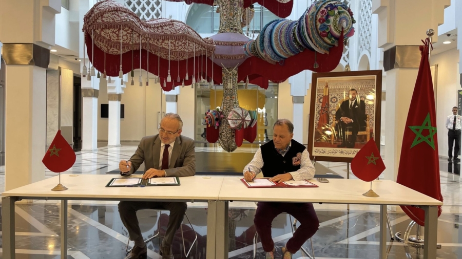 La signature d’une convention tripartite acte l’installation d’espaces interactifs dédiés aux jeux vidéo dans les musées. Crédit : FNM