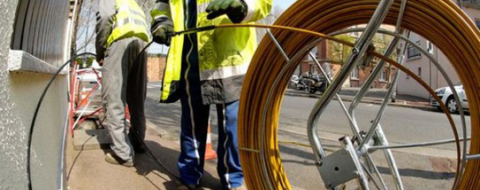 nstallation de la fibre optique au Maroc.