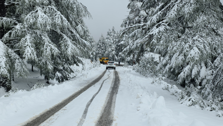 mobilisation continue et intervention rapide pour dégager les routes suite aux chutes de neige