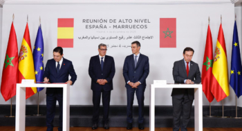 Lors de la signature d'un accord par Nasser Bourita, ministre des Affaires étrangères, et son homologue espagnol José Manuel Albares, lors de 13e Réunion de haut niveau Maroc-Espagne, qui se tient à Madrid les 3 et 4 décembre 2025.