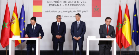 Lors de la signature d'un accord par Nasser Bourita, ministre des Affaires étrangères, et son homologue espagnol José Manuel Albares, lors de 13e Réunion de haut niveau Maroc-Espagne, qui se tient à Madrid les 3 et 4 décembre 2025.