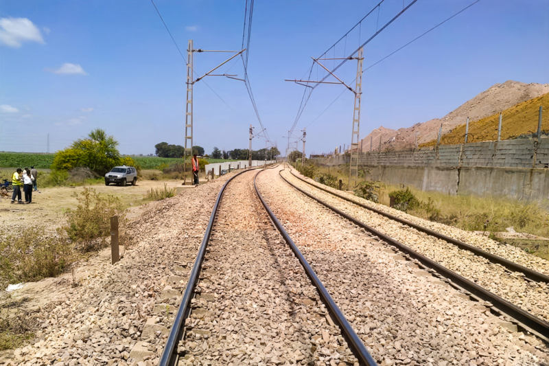 Une voie de chemins de fer au Maroc (photo d'illustration).