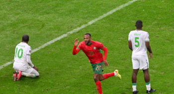 Ayoub El Kaabi, triomphal après son retourné spectaculaire face aux Comores