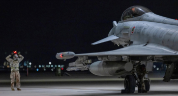 Un avion de combat Eurofighter Typhoon des forces aériennes italiennes participant à l'exercice multinational « Spears of Victory 2026 ».