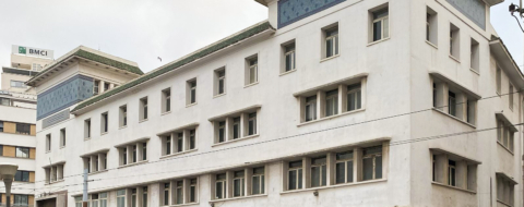 L'ancienne succursale de la Compagnie algérienne de crédit et de banque, à Casablanca, devenue ensuite propriété de Wafabank puis d’Attijariwafa Bank.