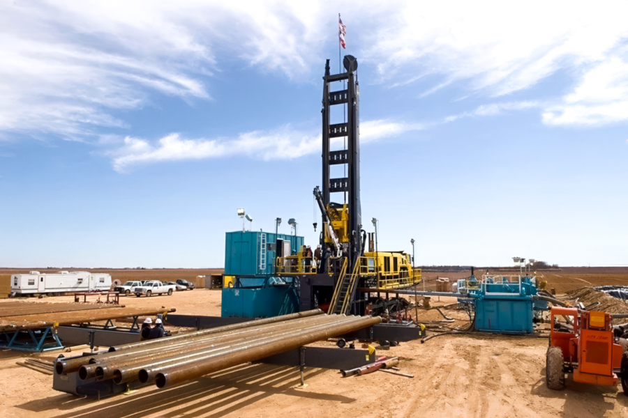 Une unité de forage de Predator Oil & Gas.