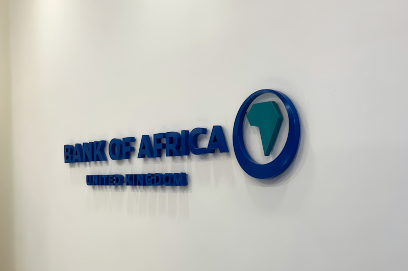 Dans les locaux de Bank Of Africa United Kingdom, à Londres, en Angleterre.