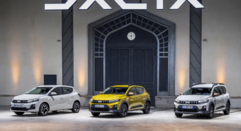 Les Dacia Sandero, Sandero Stepway et Jogger dans leur livrée mise à jour.