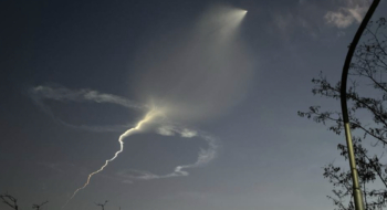 Image de missile attribué à une frappe iranienne.