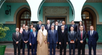 Lors de la rencontre entre le Chef du gouvernement, Aziz Akhannouch, et les représentants des investisseurs dont les projets ont été retenus dans le cadre de l’« Offre Maroc » dédiée à l’hydrogène vert, le 2 février 2026 à Rabat.