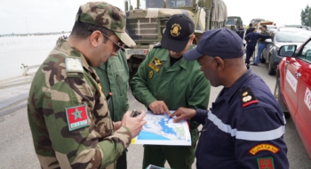 Visite de terrain dans les zones touchées par les inondations dans la commune d'Al Haouafate.