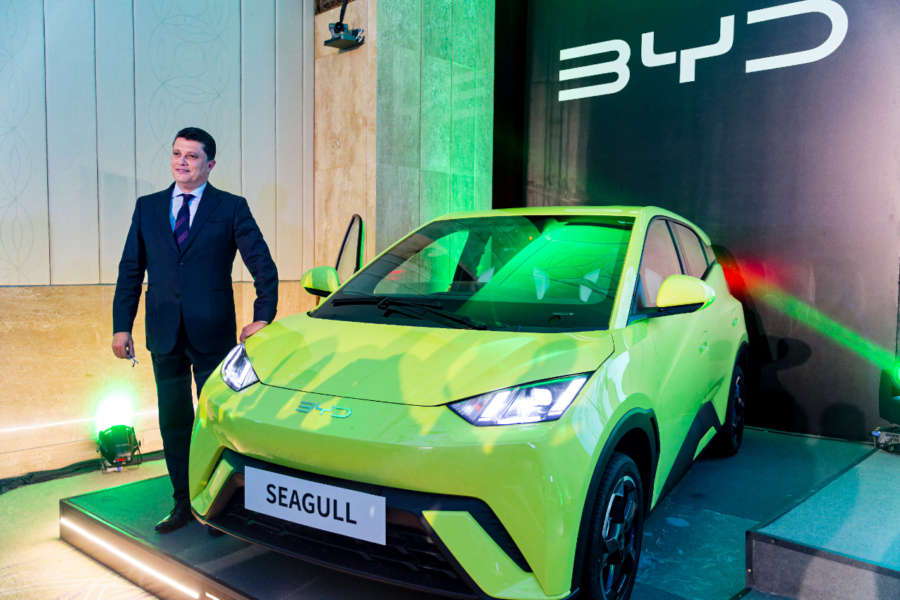 Adil Bennani, directeur général d'Auto Nejma, lors du lancement de la BYD Seagull.