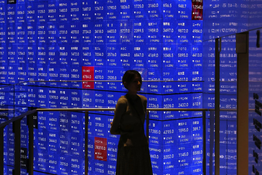 Les marchés boursiers ont reculé à travers l’Asie mardi, en réaction aux signes indiquant que l’Iran intensifiait ses représailles