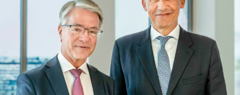 Jean-Laurent Bonnafe, administrateur directeur général de BNP Paribas, et Mohamed Hassan Bensalah, PDG du Groupe Holmarcom.