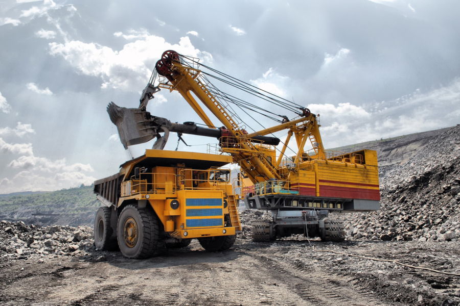 Des engins de chantier dans une exploitation minière (photo d'illustration).