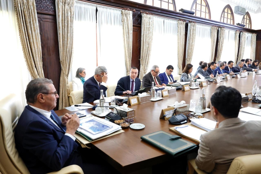 Lors de la tenue de la 10e Commission nationale des investissements, présidée par le Chef du gouvernement, Aziz Akhannouch, le 2 avril 2026 à Rabat.