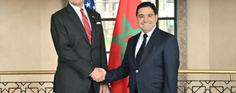 Le ministre des Affaires étrangères Nasser Bourita, et le secrétaire d'État adjoint américain Christopher Landau, le 29 avril 2026 à Rabat.