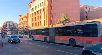 Un bus de transport public en commun à Marrakech.