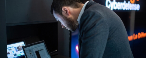 Un expert d'Orange Cyberdefense, la filiale du groupe Orange spécialisée dans la cybersécurité.