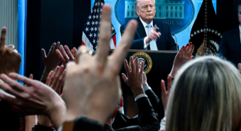 Le président américain Donald Trump lors d’une conférence de presse à la Maison Blanche, le 7 avril 2026.