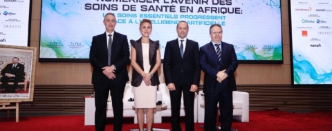 Jaafar Heikel, directeur général pôle stratégie, développement et relations internationales de la FM6SS, Trixie LohMirmand, CEO de Kaoun International, Amine Tehraoui, ministre de la Santé et de la Protection sociale, et Pr Youns Bjijou, directeur délégué de la FM6SS.