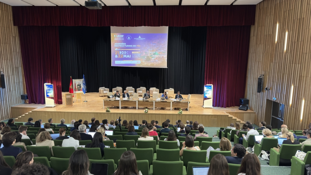 La 4ᵉ édition des Journées Restructuring de Fès, organisée les 21 et 22 mai à l’Université Euromed de Fès (UEMF), a réuni universitaires, magistrats, avocats et praticiens autour des enjeux de restructuration et d’insolvabilité des entreprises. Crédit : UEMF